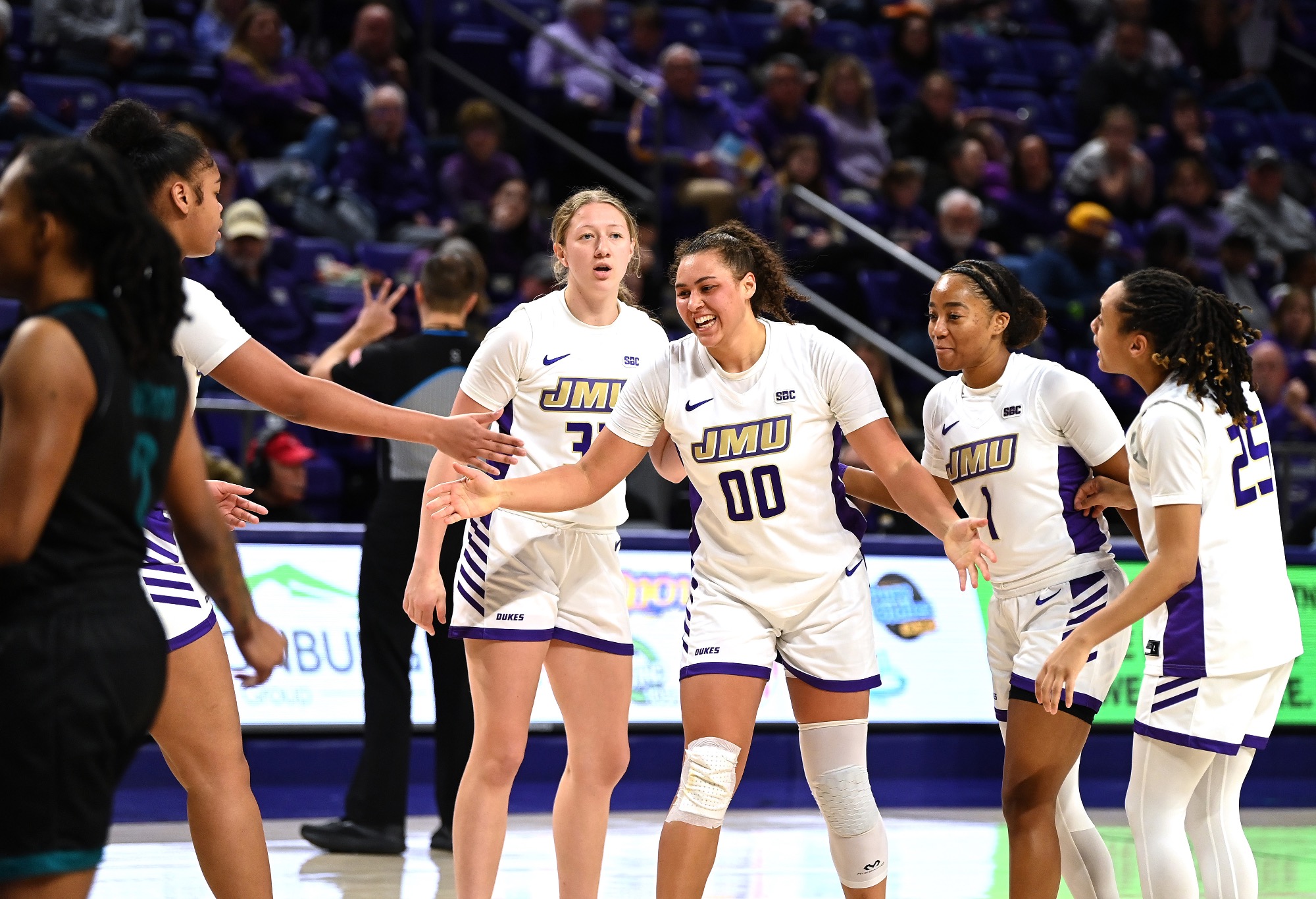 JMU Women’s Basketball Adds Marshall Transfer Ro Scott